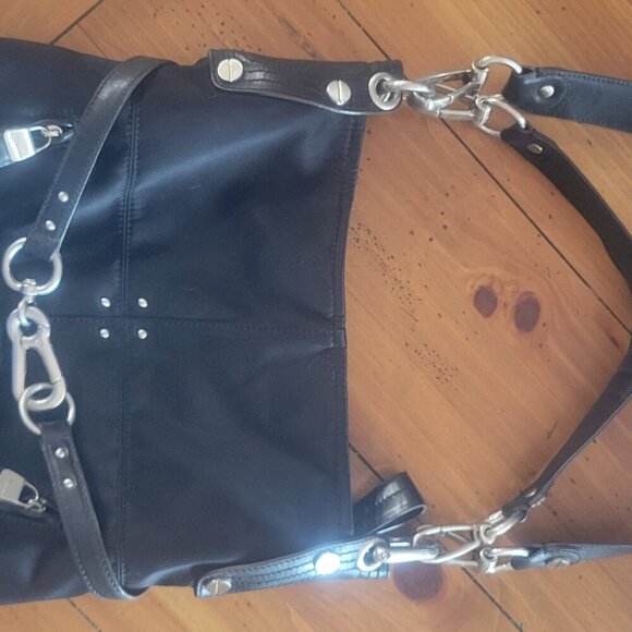 B-Makowski Black Buckled Shoulder Bag - Mixed Leather/Fabric - Picture 5 of 16